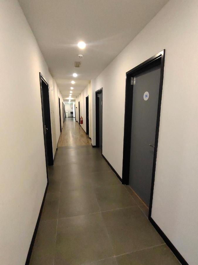 3-Plus Hotel Kota Kinabalu Exterior foto